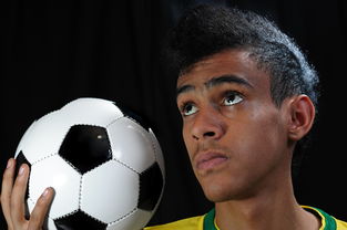 华体会网页版-安德森希望通过引援建立更具延展性的阵容框架，t安德森